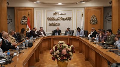 محمد إسماعيل عبده: صرف الشريحة الثالثة من مستحقات شركات المستلزمات الطبية