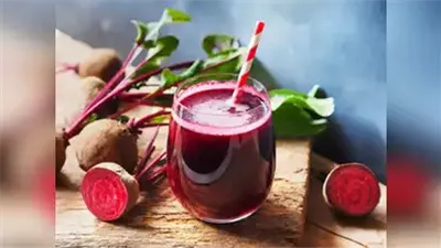 أطعمة يمكن إضافتها لعصير البنجر.. ماذا يحدث لجسمك عند تناولها؟