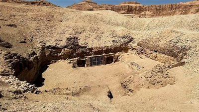 تخص عمدة طيبة.. اكتشاف مقبرة Kampp23 بالأقصر