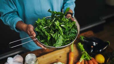 أضرار الإفراط في السبانخ.. 8 مخاطر كارثية على الصحة  