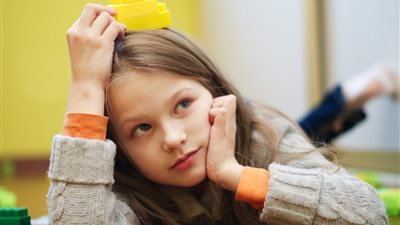 دراسة حديثة تكشف عن ظهور أمراض الخرف والزهايمر في مراحل الطفولة 