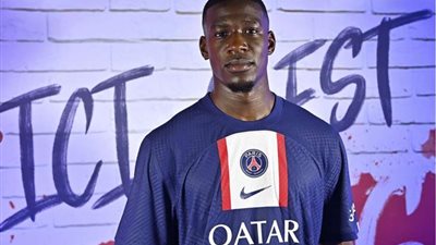 باير ليفركوزن يعلن انتهاء إعارة نوردي موكيلي وعودته لباريس سان جيرمان