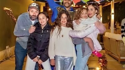 كريم محمود عبد العزيز عن بناته كندة وخديجة وحبيبة : بيزعقولي 