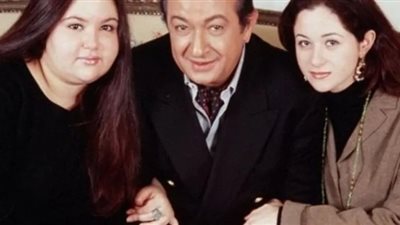 بلاغ يتهم نجلتي الراحل نور الشريف بالاستيلاء على مليون جنيه.. ما القصة؟