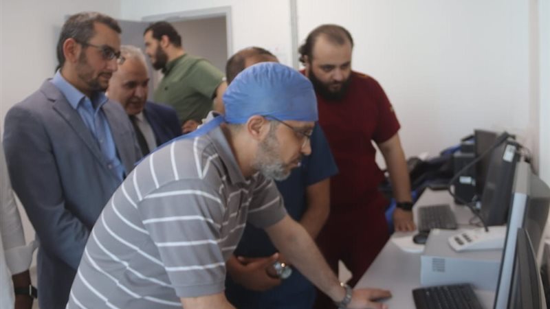 نجاح أول تدخل علاجي