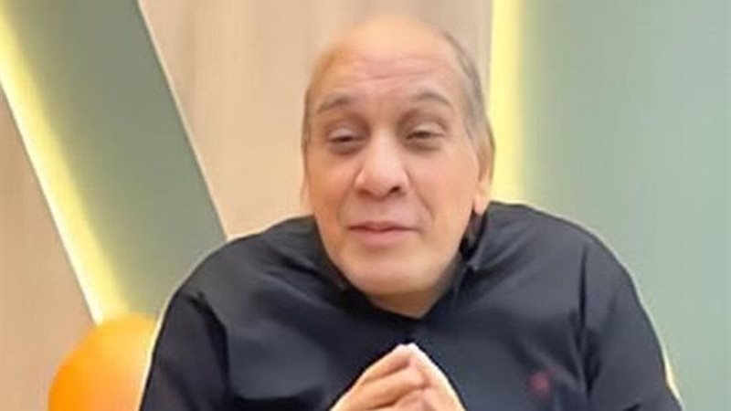 الفنان منير مكرم