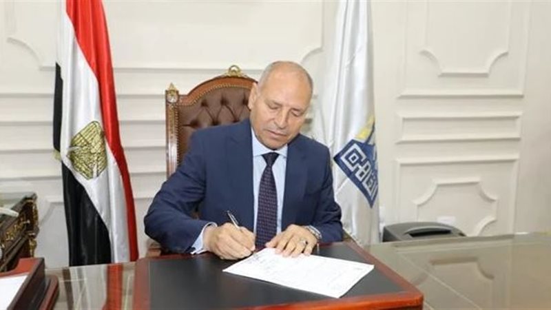 الدكتور إبراهيم صابر