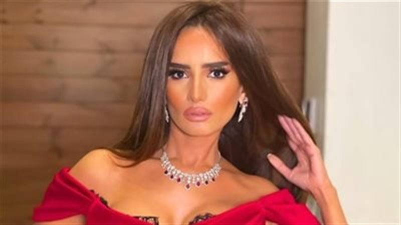 الفنانة زينة