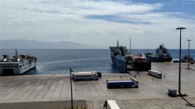 لليوم الثالث.. وقف الأنشطة البحرية واستمرار إغلاق ميناء الغردقة