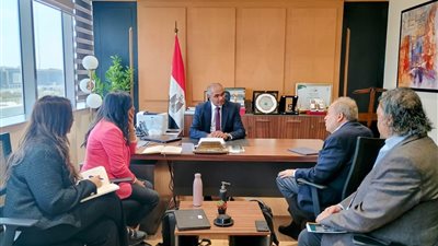 نائب وزير الإسكان يستقبل بعثة البنك الدولي لمتابعة مشروعات الصرف الصحي