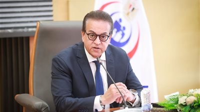 نائب رئيس مجلس الوزراء: القيادة السياسية تضع القطاع الصحي على رأس أولوياتها