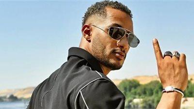 عاجل| براءة الفنان محمد رمضان من تهمة إهانة العلم المصري