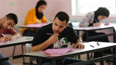 وفاة مراقب خلال امتحانات الدبلومات الفنية بالبحيرة