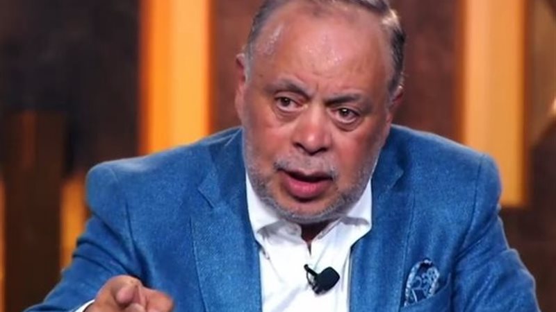 الدكتور الفنان أشرف