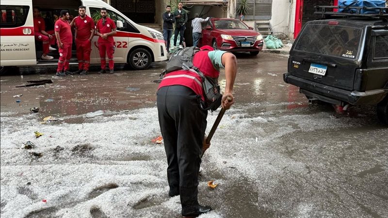 آثار العاصفة الجوية