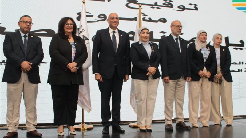 جانب من الزيارة