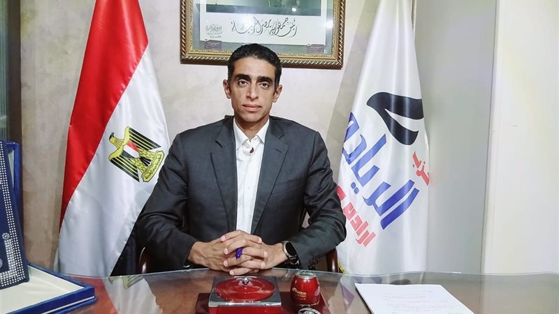 الدكتور سراج عليوة