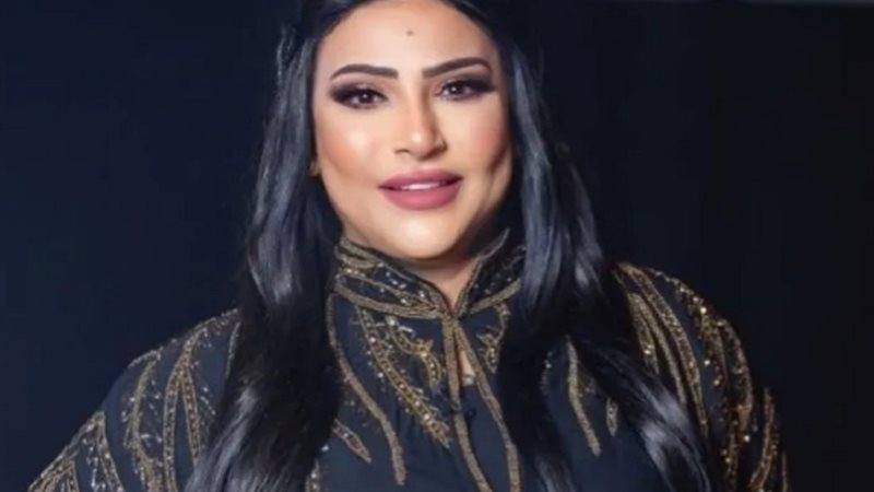 الفنانة بدرية طلبة