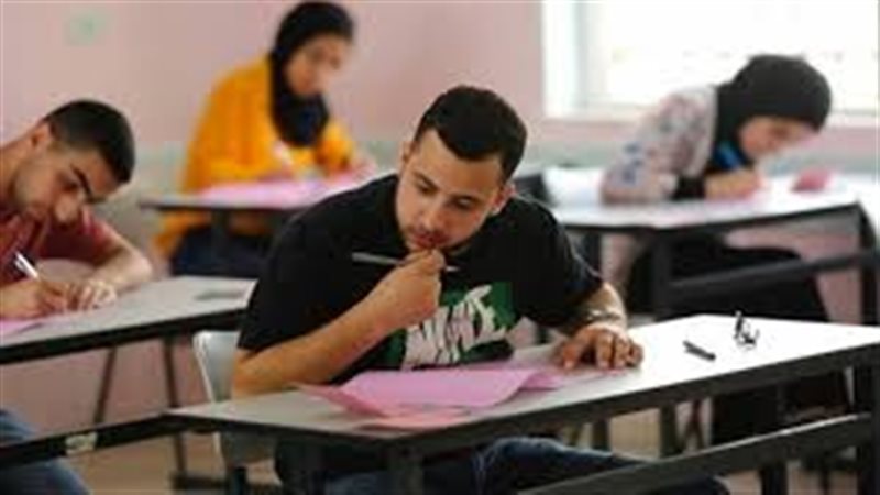 امتحانات الدبلومات