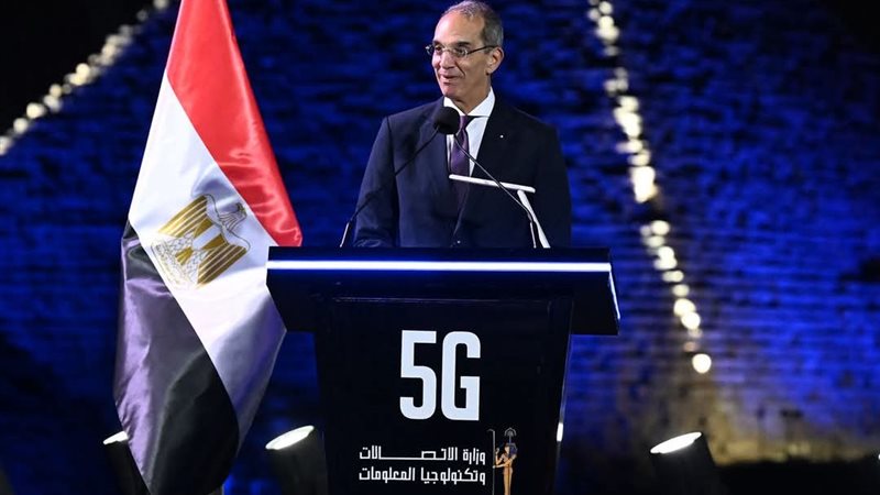 وزير الاتصالات