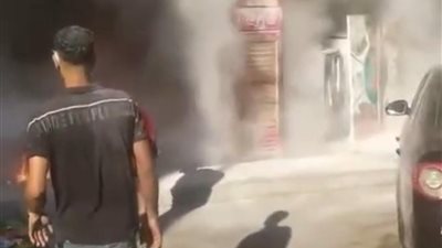 حريق يلتهم محل تجاري في منطقة السيوف بالإسكندرية بسبب ماس كهربائي