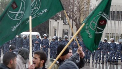 اجتماعات سرية عُقدت في إسطنبول.. كواليس مخطط الإخوان لاقتحام السفارات المصرية