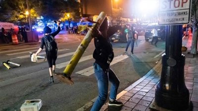 بسبب استمرار أعمال الشغب.. حظر التجول ليلاً في لوس أنجليس 