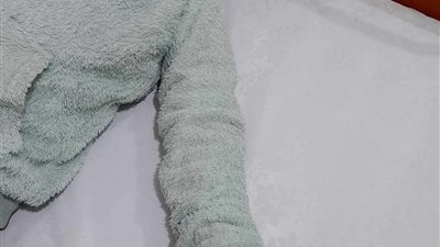 سيدة تستغيث بالرئيس السيسي لعلاج طفلها.. ما قصتها؟