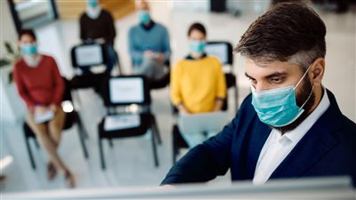 هل يشكل متحور كورونا الجديد تهديدًا مميتًا في عام 2025؟