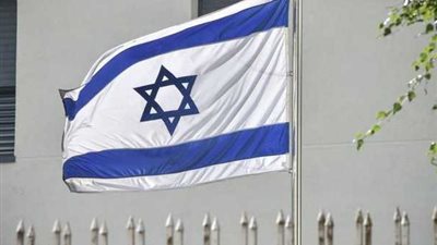 إسرائيل تغلق سفاراتها حول العالم وتحذّر رعاياها من إظهار رموزها