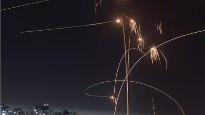 عاجل|إيران تُمطر إسرائيل بعشرات الصواريخ غالبيتها في حيفا