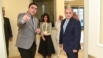 رئيس هيئة الدواء يتفقد مستشفى أهل مصر لعلاج الحروق