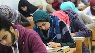 محافظ القاهرة يتفقد لجان الثانوية العامة قبل دخول الطلاب لإمتحان اللغة العربية