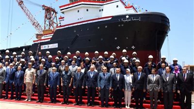 المتحدث العسكرى : شركة ترسانة الأسكندرية تدشن القاطرة الأولى 