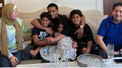 محمد رمضان يعلن تصالح نجله علي مع زميله عمر ويؤكد: 