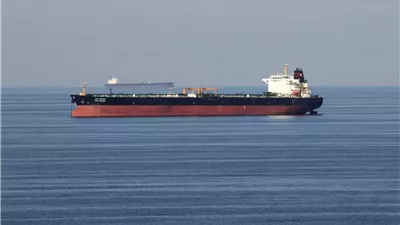 الإمارات: تصادم سفينتين قبالة سواحل البلاد وقع نتيجة سوء تقدير للمسار الملاحي