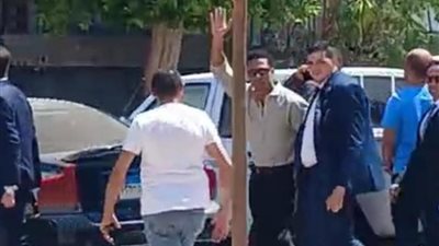  مش معاه بطاقة .. محمد رمضان يتعرض لـ موقف محرج أثناء إقرار التصالح في المحكمة