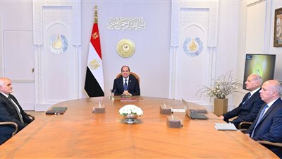 الرئيس السيسى يستعرض أنشطة صندوق شهداء وضحايا ومفقودي ومصابي العمليات الحربية والإرهابية
