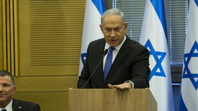  بنيامين نتنياهو: طيارونا يحلقون الان فوق سماء طهران المشتعلة 