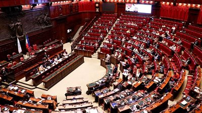 البرلمان العربي يرحب باعتماد الجمعية العامة للأمم المتحدة قرارا يؤيد إعلان نيويورك بشأن حل الدولتين