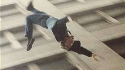 مصرع مقاول سقط من شرفة شقته أثناء تركيب ستارة في كرداسة