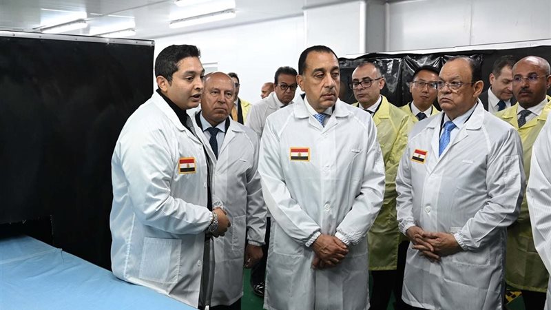 رئيس الوزراء يتفقد