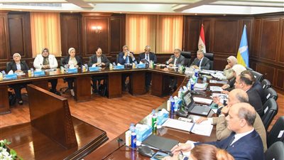 لقاء بين محافظ الإسكندرية ووفد محلية النواب لمناقشة ملفات متعلقة بمشروعات تنموية وخدمية 