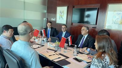 مصر تجذب 40 مليون دولار استثمارات صينية جديدة في الملابس والنسيج