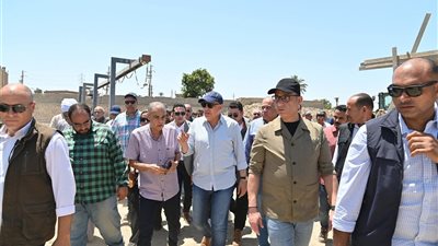 وزير الري يتفقد مشروعات الفيوم ويوجه بتسريع الأعمال والتصدي للمخالفات