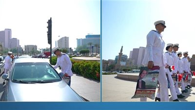 في ذكرى 30 يونيو.. الشرطة توزع الهدايا على المواطنين وتؤكد استمرار مبادرات 
