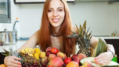 فواكه تساعد في الحفاظ على شباب البشرة ومقاومة الشيخوخة