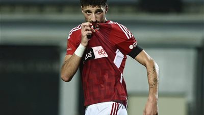 أمير هشام: الأهلي رفض فكرة التخلي عن وسام أبوعلي