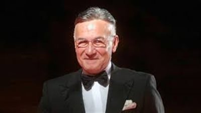 في ذكرى وفاته.. عزت أبو عوف من طبيب إلى نجم في سماء الفن