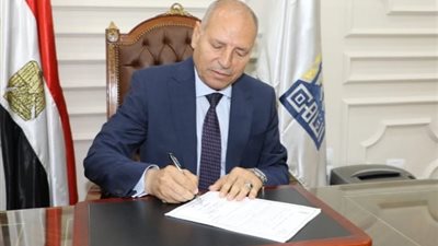 محافظ القاهرة: إعفاء رئيس حي دار السلام من مهام منصبه لتقاعسه عن أداء عمله